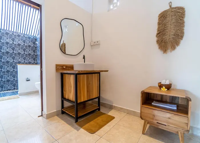 Casa Maleh 2br Lively In Kayuaya * スミニャック