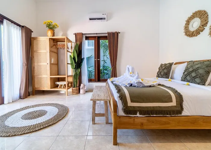 Casa Maleh 2br Lively In Kayuaya スミニャック