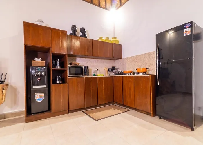 Casa Maleh 2br Lively In Kayuaya スミニャック